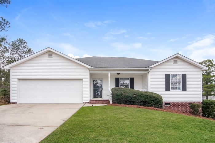 505 Ferncliffe Rd in Elgin, SC - Building Photo