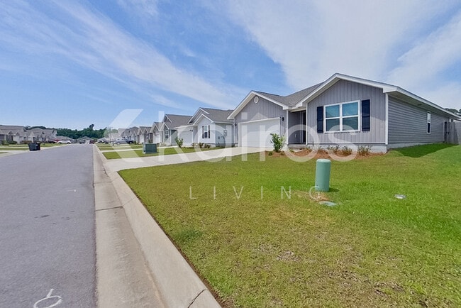 154 Metalmark Dr, Unit 432 in Pensacola, FL - Building Photo - Building Photo