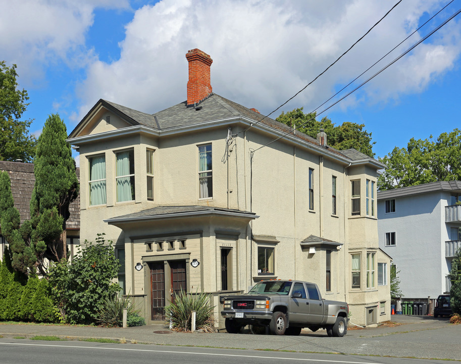 1472-1474 Fort St in Victoria, BC - Building Photo