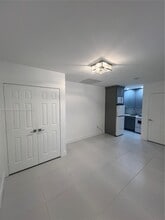 2148 NW Flagler Terrace in Miami, FL - Building Photo - Building Photo