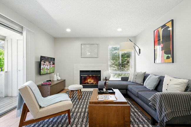 The Grove Lux in Petaluma, CA - Building Photo - Building Photo