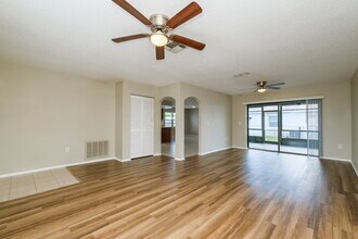 7643 Limington Dr in Port Richey, FL - Building Photo - Building Photo