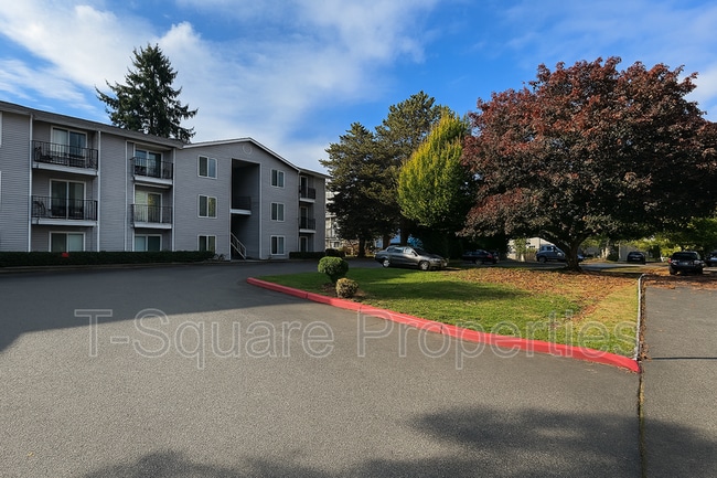 Skyway Park - 7041 S 116th Pl