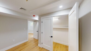 145 Sutherland Rd in Boston, MA - Building Photo - Building Photo