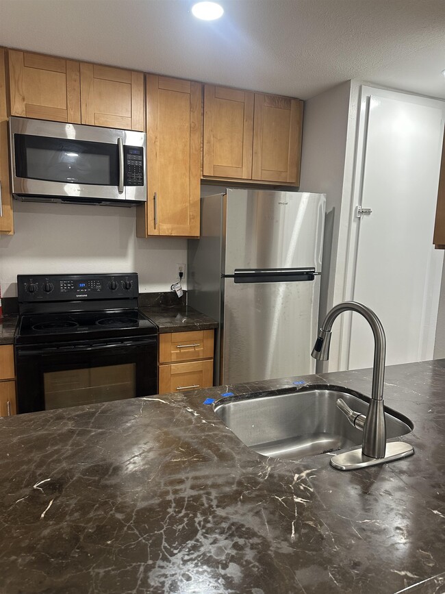 2009 Olivera Rd in Concord, CA - Building Photo - Building Photo