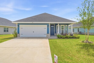 692 Alleyoak Ln in Freeport, FL - Building Photo