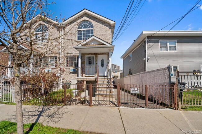 property at 2948 Wickham Ave