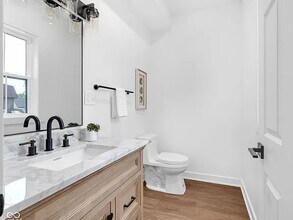 1027 Hosbrook St in Indianapolis, IN - Building Photo - Building Photo