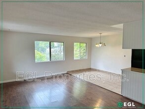 14727 Prairie Ave in Lawndale, CA - Building Photo - Building Photo