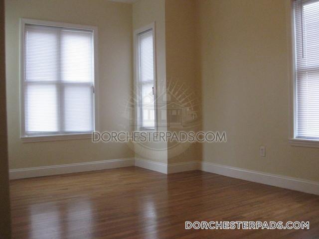 property at 352 Norfolk St