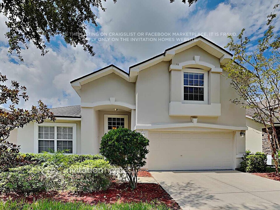 14809 Falling Waters Dr in Jacksonville, FL - Building Photo