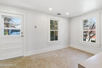 94 Branch Ave in Red Bank, NJ - Building Photo - Building Photo