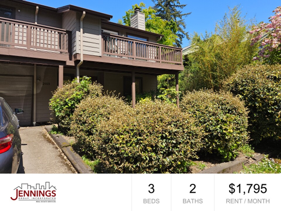 2911-2913 Central Blvd in Eugene, OR - Building Photo
