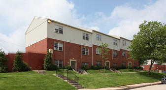 2368 Seamon Ave Apartments