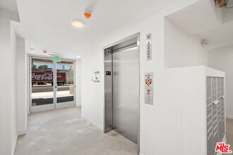 4406 Fulton Ave in Los Angeles, CA - Building Photo - Building Photo