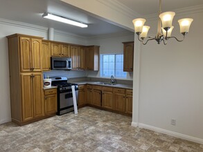 1248 S Manhattan Pl, Unit 1250 in Los Angeles, CA - Building Photo - Building Photo