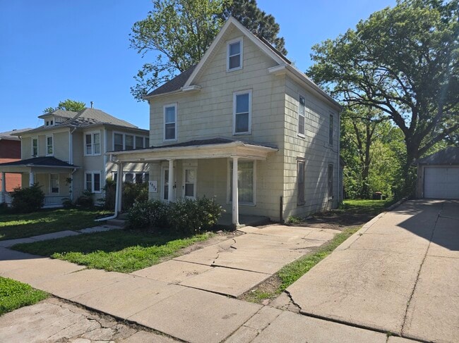 property at 1232 S 22nd St