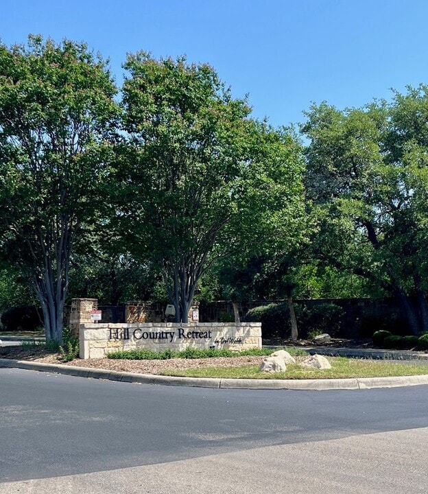 13119 Sulphur Trails in San Antonio, TX - Building Photo