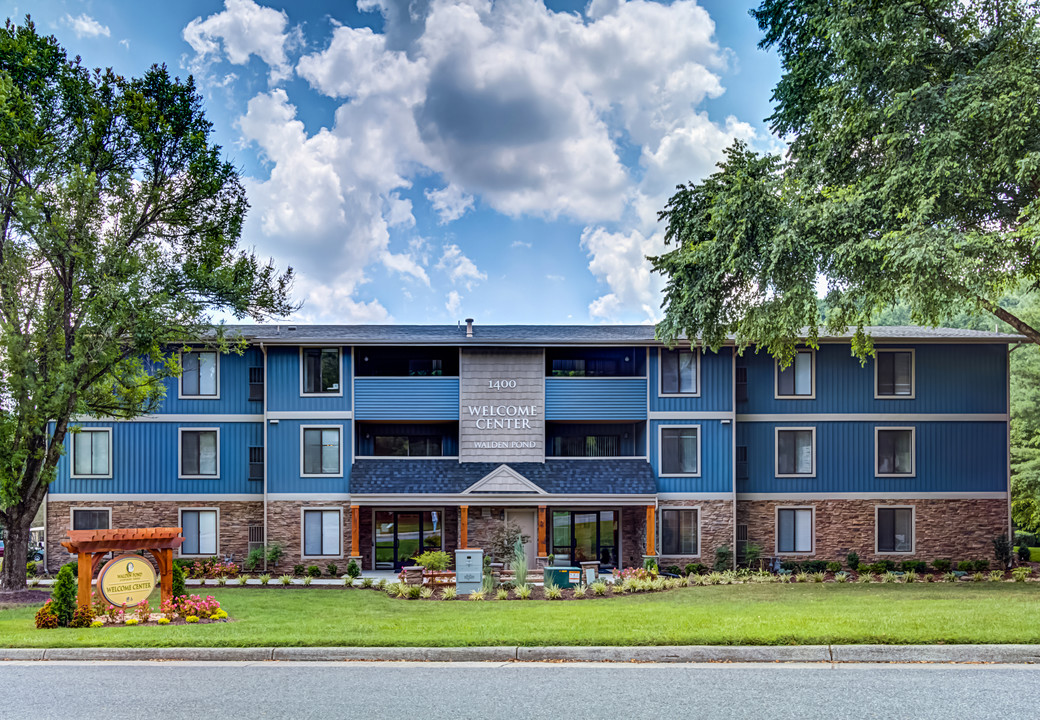 Walden Pond Apartment Homes Photo