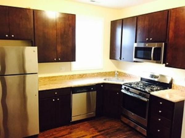 2765 W Francis Pl, Unit 1 in Chicago, IL - Building Photo - Building Photo