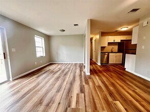 82 High St in Chester, NY - Building Photo - Building Photo