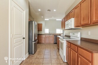 41202 N Parker Ln in Anthem, AZ - Building Photo - Building Photo
