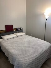 133 Salem St, Unit 217 in Revere, MA - Foto de edificio - Building Photo