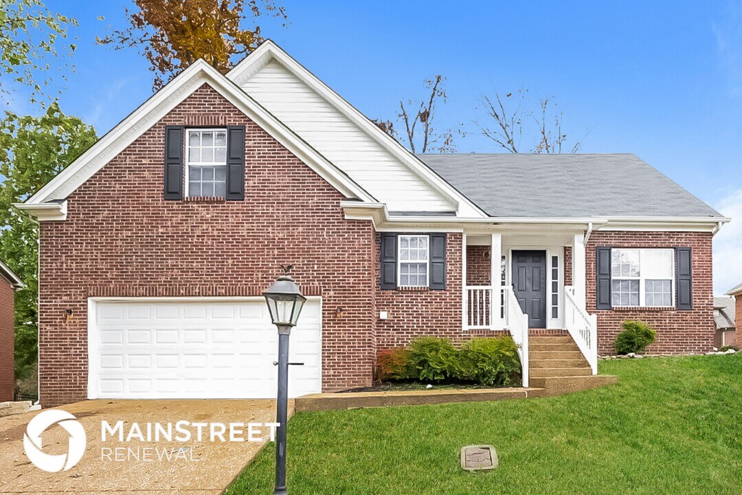 5104 Bay Overlook Dr in Nashville, TN - Foto de edificio