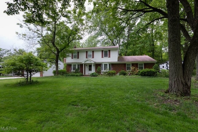 5940 Hansom Dr in Solon, OH - Building Photo - Building Photo