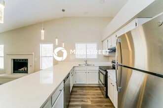 5055 W Nighthawk Way in Tucson, AZ - Building Photo - Building Photo