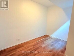 377 Broadview Ave in Toronto, ON - Building Photo - Building Photo