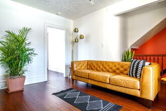27 Lundy St in Columbus, OH - Foto de edificio - Building Photo