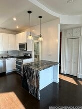 40 Cameron St in Brookline, MA - Building Photo - Building Photo