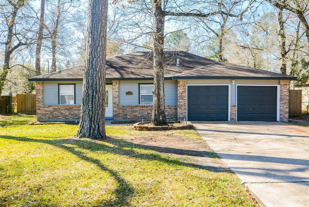 3315 Falling Leaf Ln in Spring, TX - Building Photo