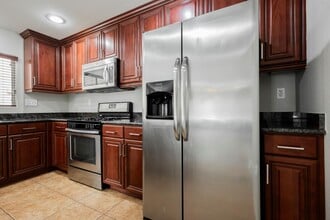 454 Brompton St in Las Vegas, NV - Foto de edificio - Building Photo