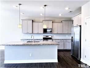 4046 Reunion Creek Pkwy in Apex, NC - Building Photo - Building Photo