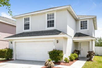 2402 Ashecroft Dr in Kissimmee, FL - Building Photo - Building Photo