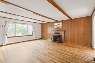 5723 NE 59th Ave in Portland, OR - Building Photo - Building Photo