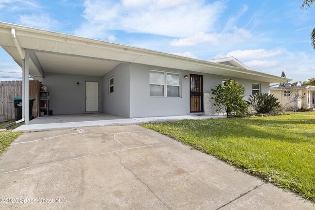737 Badger Dr NE in Palm Bay, FL - Building Photo - Building Photo