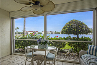 4428 NE Ocean Blvd in Jensen Beach, FL - Building Photo - Building Photo
