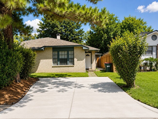 property at 3105 Oak Rock