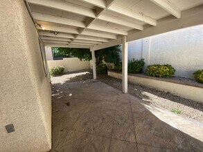 1825 Linton Hill Ln in Las Vegas, NV - Building Photo - Building Photo