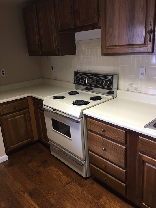 810 Southern Ave in Pittsburgh, PA - Building Photo