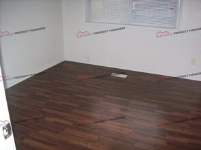 321 S Market Blvd in Chehalis, WA - Building Photo - Building Photo