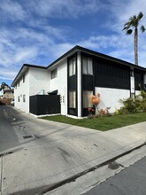 9539 Oak St in Bellflower, CA - Building Photo - Building Photo