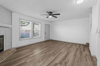 220 Alexandria St in Mesquite, TX - Building Photo - Building Photo