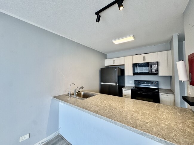 property at 98-500-500 Koauka Loop