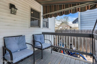 503 1/2 Park Pl Ave in Bradley Beach, NJ - Building Photo - Building Photo