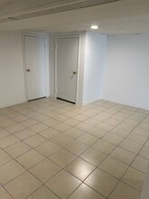 1916 23rd Dr, Unit Studio in Astoria, NY - Building Photo - Building Photo
