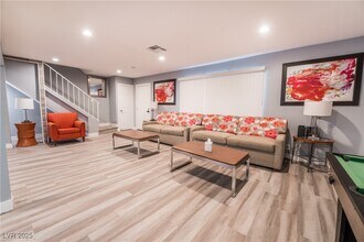 3955 Savoy Ct in Las Vegas, NV - Building Photo - Building Photo